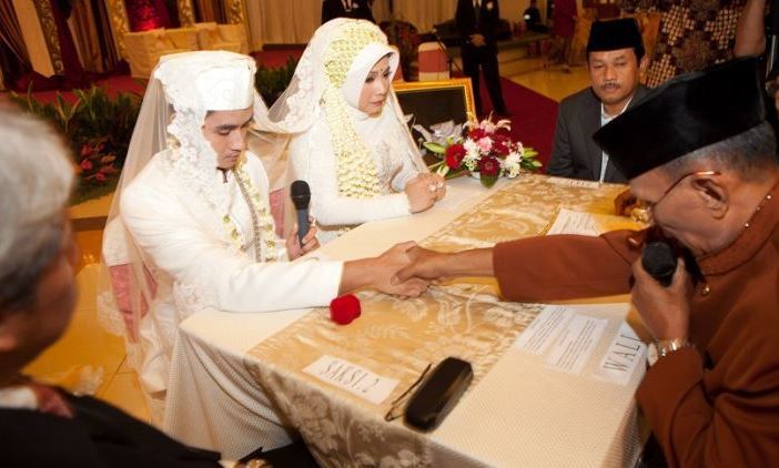 Pantun Pengantin Baru